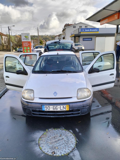 Renault Clio Em muito bom estado