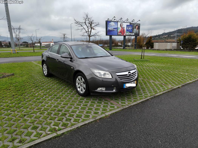 Opel Insignia 2.0 CDTI -