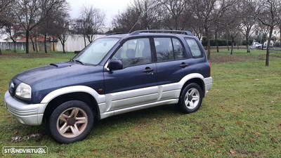 Suzuki Grand Vitara Metal Top 2.0 TDi