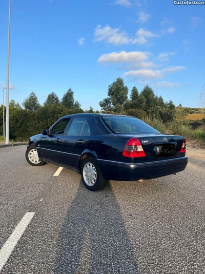 Mercedes-Benz C 180 Elegance