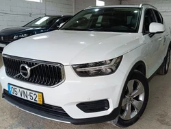 Volvo XC40 2.0 D3 GEARTRONIC MOMENTUM (AUTO)