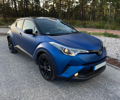 Toyota C-HR Híbrido 1.8 comfort + style