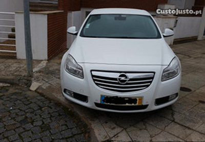 Opel Insignia cosmo sport awd 2.0 turbo gasolina