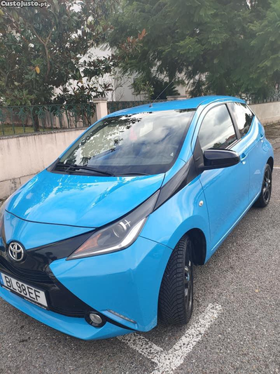 Toyota Aygo 1.0 Play+AC+X-Touch