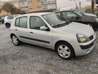 Renault Clio 1.2 16v Auttentic