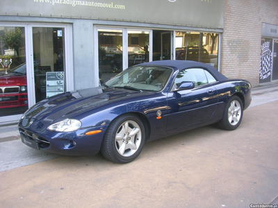 Jaguar XK8 4.0 V8 Convertible