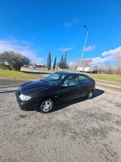 Renault Mégane 1.4e