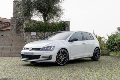 VW Golf VII 2.0 TSi GTi DSG Performance