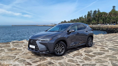 Lexus NX 450h+ Premium