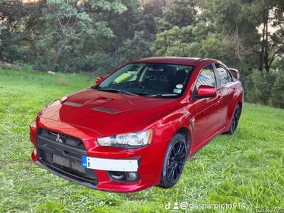 Mitsubishi Lancer Evo X Gsrfq300 série limitada