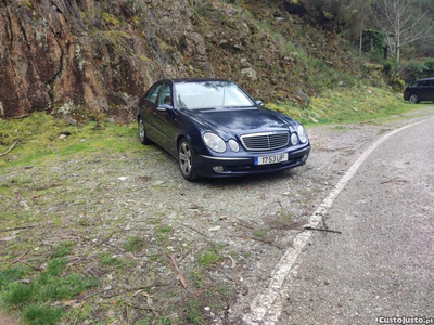 Mercedes-Benz E 270 Avantgarde