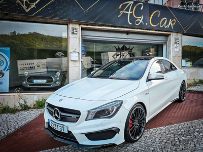 Mercedes-Benz CLA 45 AMG 4Matic 7G-DCT