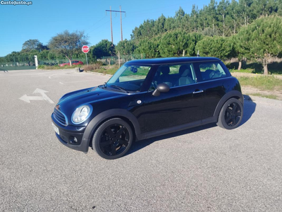 MINI Cooper 1.4 Gasolina - Estimado