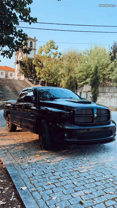 Dodge RAM SRT10  série limitada 351/400