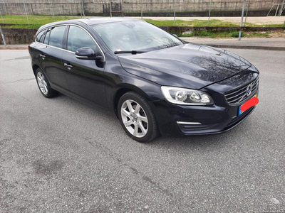 Volvo V60 1.6 drive 115cv