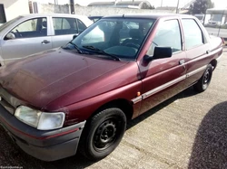 Ford Orion Familiar 5 lugares