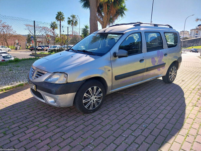 Dacia Logan 1.5 dci 5 lugares 2008