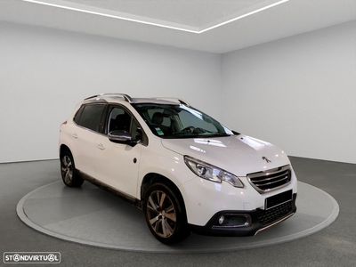 Peugeot 2008 1.2 PureTech Style