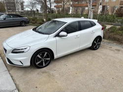 Volvo V40 D3 R-Design