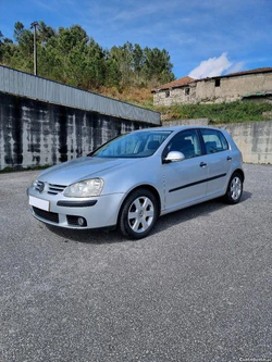 VW Golf 1.9 tdi 105cv