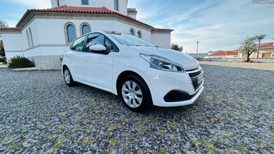 Peugeot 208 Active