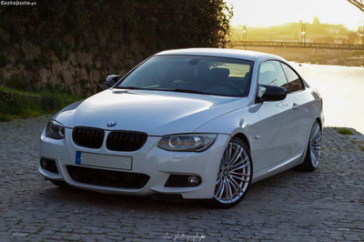 BMW 320 LCI M PERFORMANCE