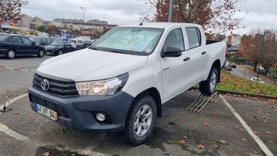 Toyota Hilux Cab.dupla 4x4 tracker