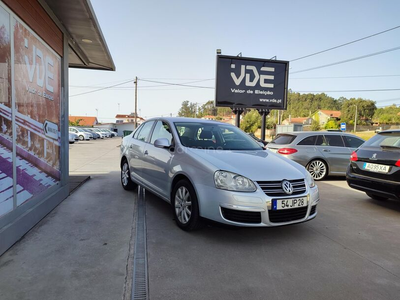 Volkswagen Jetta 1.6tdi 105cv