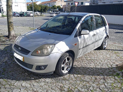 Ford Fiesta 1.275 5 portas