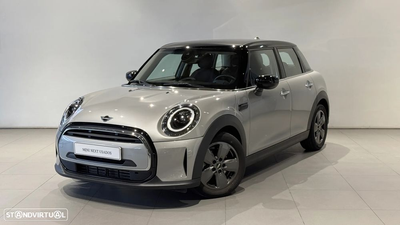 MINI 5 Portas Cooper Premium First Essential