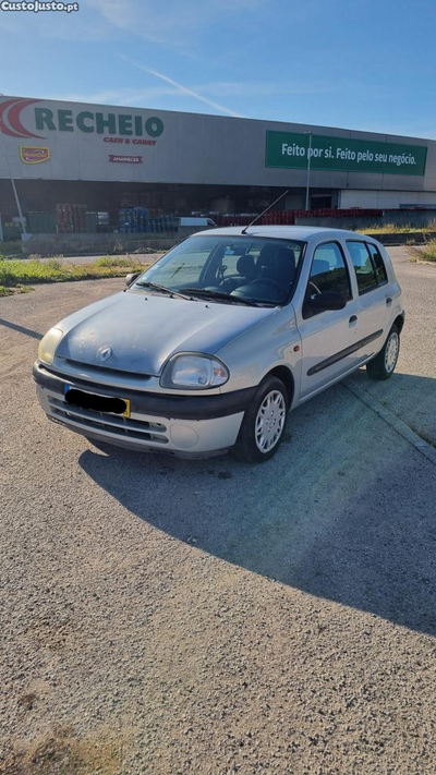 Renault Clio Renault Clio 1.2 RN II ano 2000