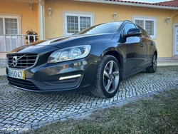 Volvo V60 2.4 D6 Momentum AWD Phev