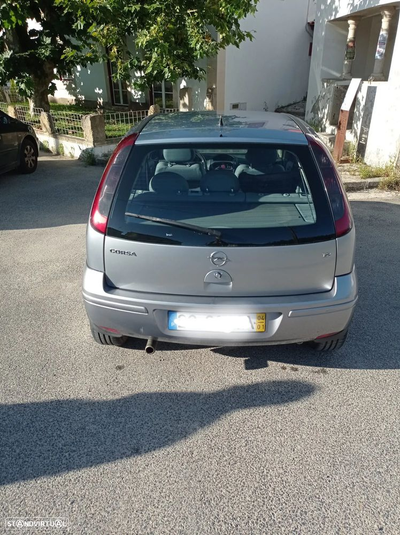 Opel Corsa 1.2 16V Cosmo