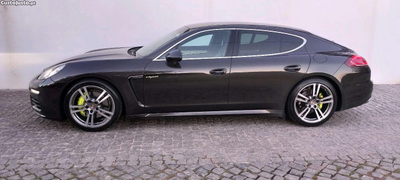 Porsche Panamera S e-hybrid 416 cv restiling