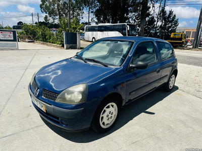 Renault Clio 1.2 de 2002