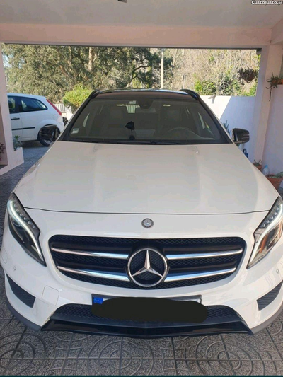 Mercedes-Benz GLA 180 180d Amg