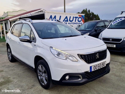 Peugeot 2008 1.2 PureTech Style