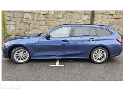 BMW 330 e Touring Corporate Edition Auto