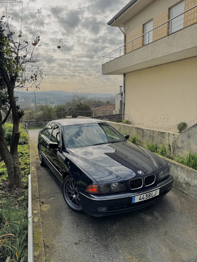 BMW 520 Sedan