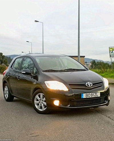 Toyota Auris 1.4D-4d 90Cv Exclusiv