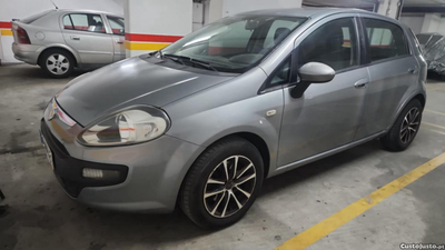 Fiat Punto 1.3Diesel(Impecável-Distribuicão Nova)Oportunidade