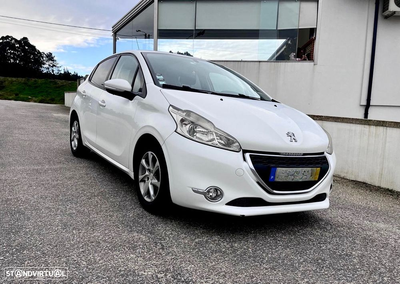 Peugeot 208 1.4 HDi