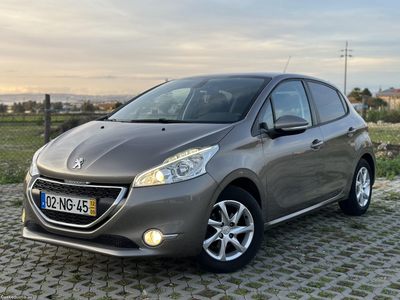 Peugeot 208 1.2 VTI