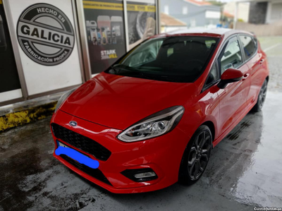 Ford Fiesta ST-LINE