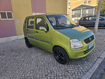 Opel Agila 1.0