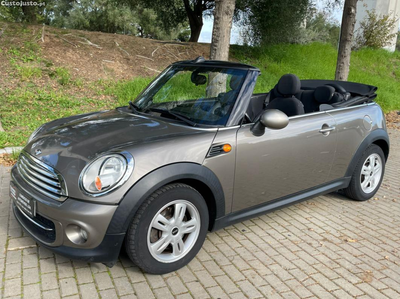 MINI Cooper D Cabrio