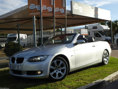 BMW 320 i Active