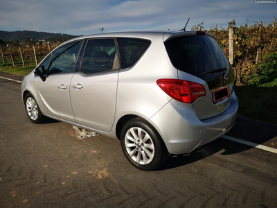 Opel Meriva 1.4 TURBO (MONOVOLUME - Classe 1) "GPL / GASOLINA" - NACIONAL