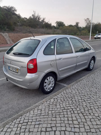 Citroën Xsara Picasso)