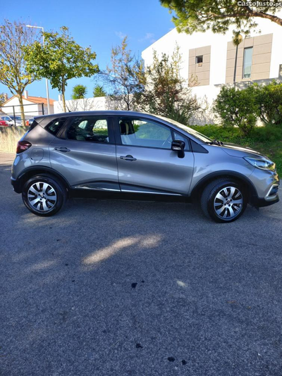 Renault Captur 5lugares 1.5 115cv diesel caixa manual